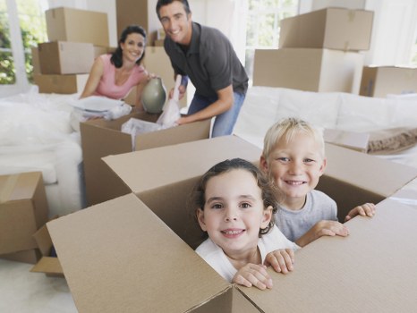 Preparation checklist and moving day planning for Ealing customers
