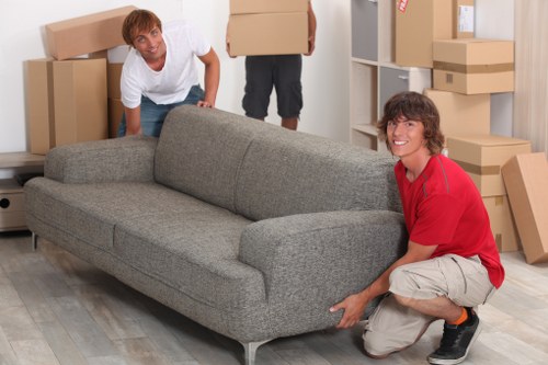 Reliable Ealing man and van solution for collections and deliveries